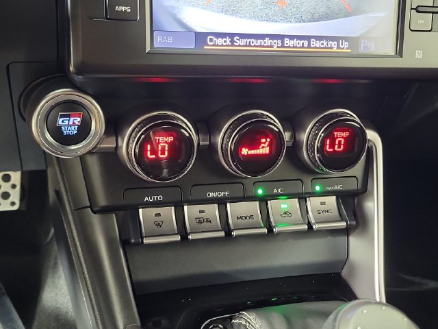 Used 2025 Toyota GR86 Premium RWD image 28