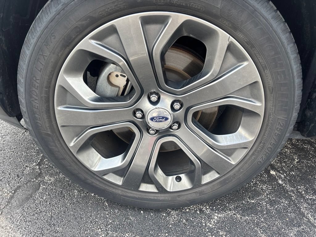 Certified 2018 Ford Explorer Sport w/ Equipment Group 401A AWD/4WD image 19