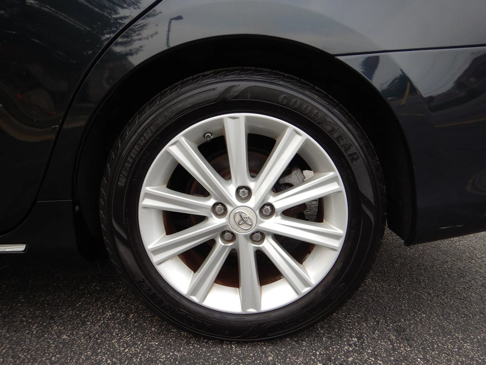 Used 2012 Toyota Camry XLE w/ Leather Pkg FWD image 31