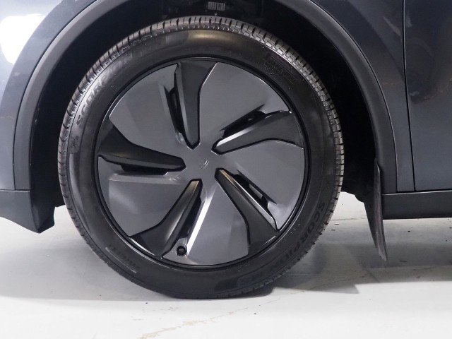 Used 2026 Tesla Model Y Long Range RWD image 50