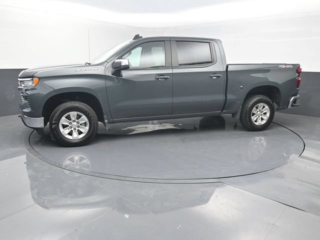 Used 2025 Chevrolet Silverado 1500 LT AWD/4WD image 2