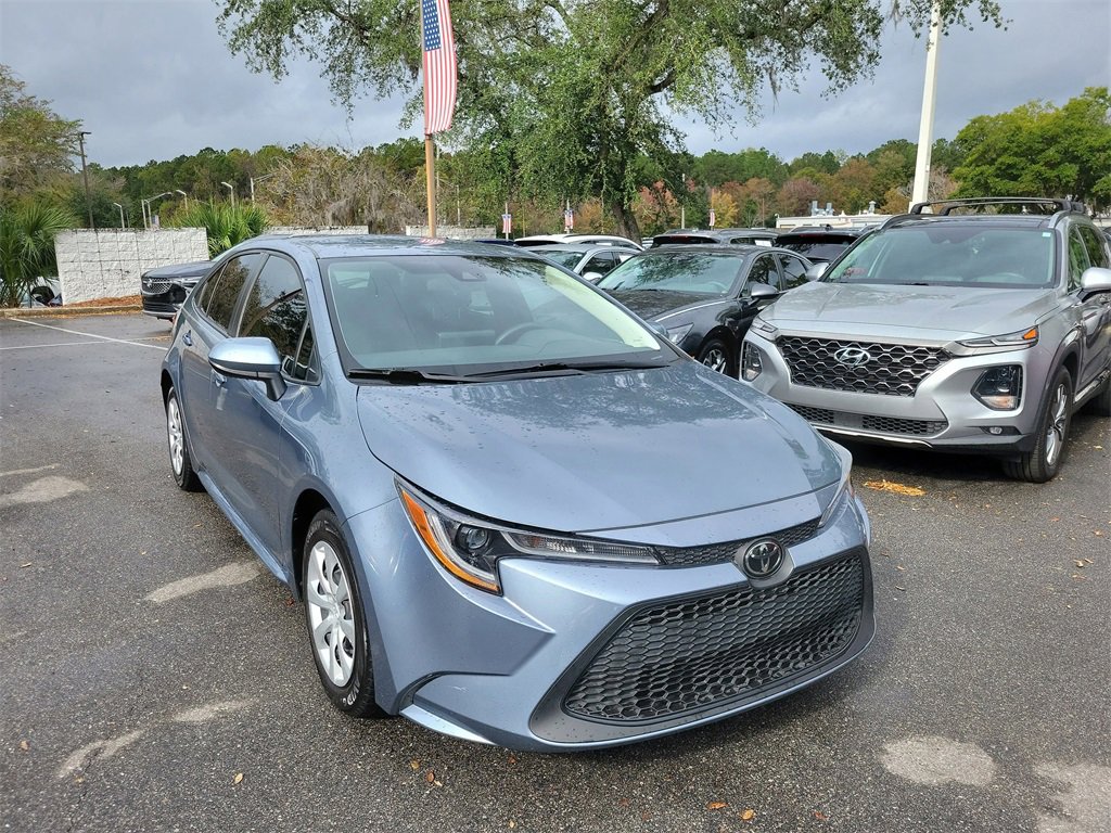 Used 2022 Toyota Corolla LE image 16