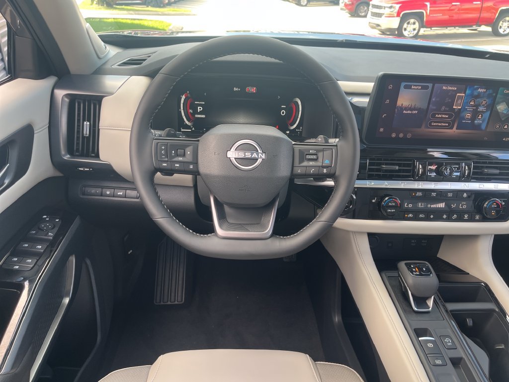 New 2026 Nissan Pathfinder SL FWD image 13