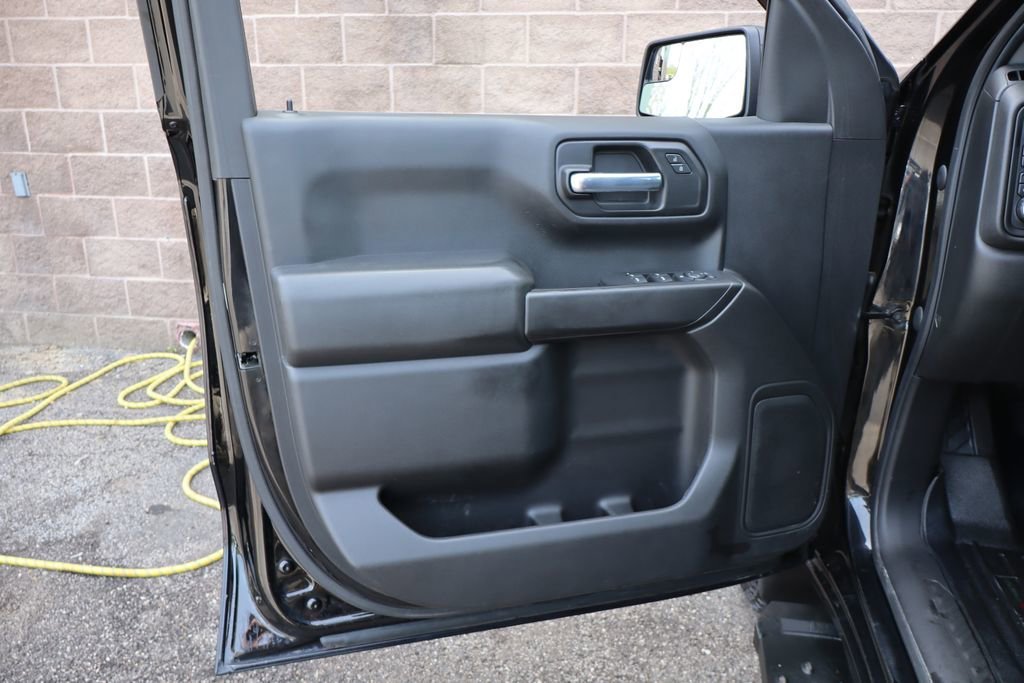 Used 2020 Chevrolet Silverado 1500 Custom Trail Boss w/ Custom Convenience Package AWD/4WD image 12