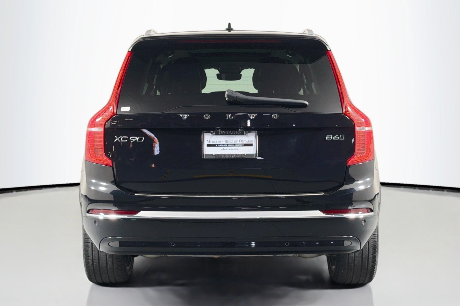 Used 2024 Volvo XC90 B6 Ultimate w/ Lounge Package AWD/4WD image 4