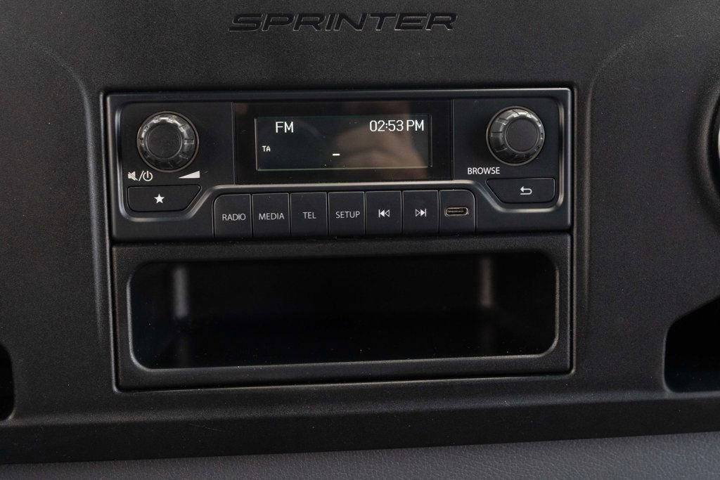 Used 2020 Mercedes-Benz Sprinter 2500 image 17
