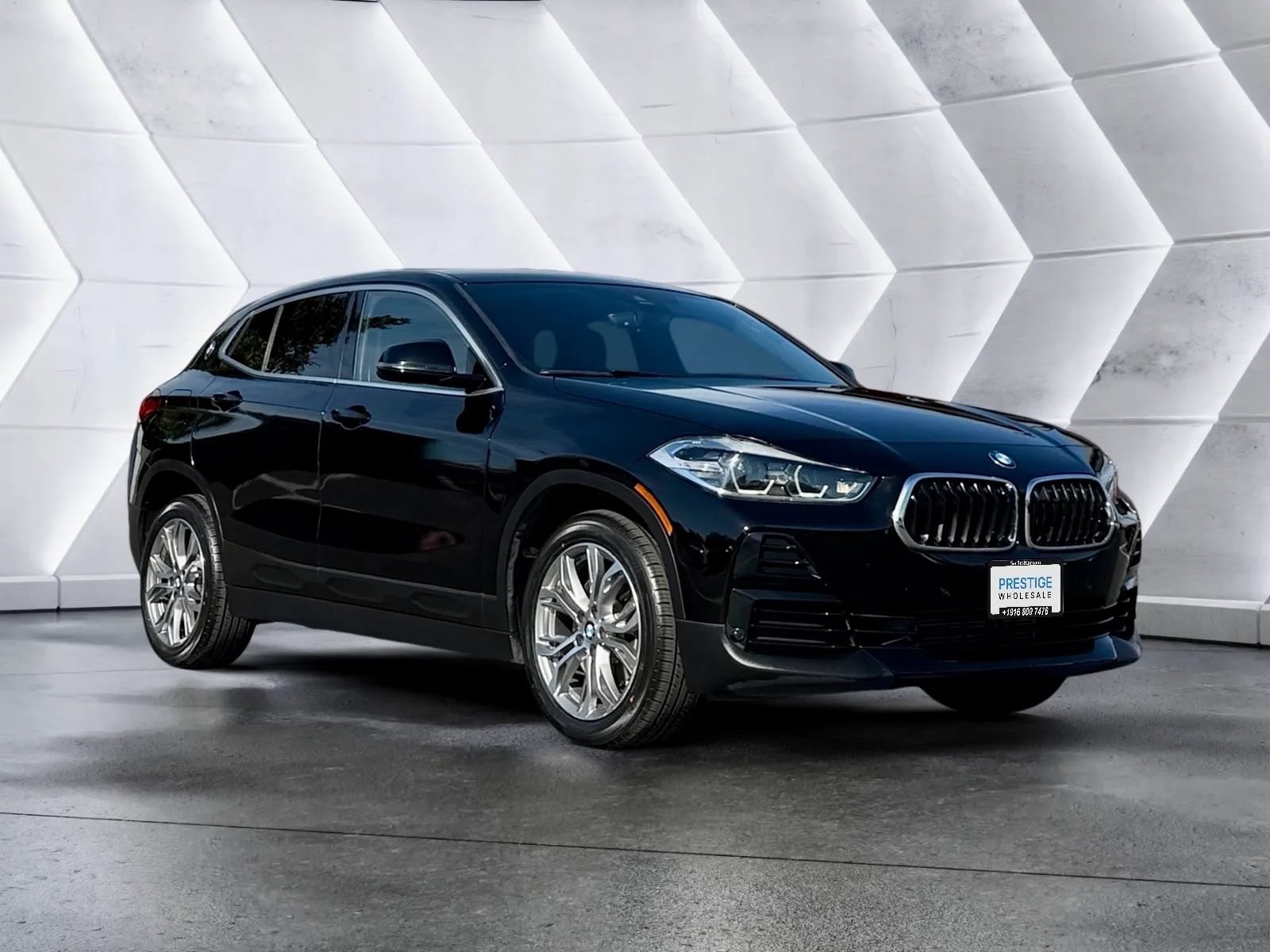 Used 2022 BMW X2 xDrive28i w/ Convenience Package AWD/4WD image 3