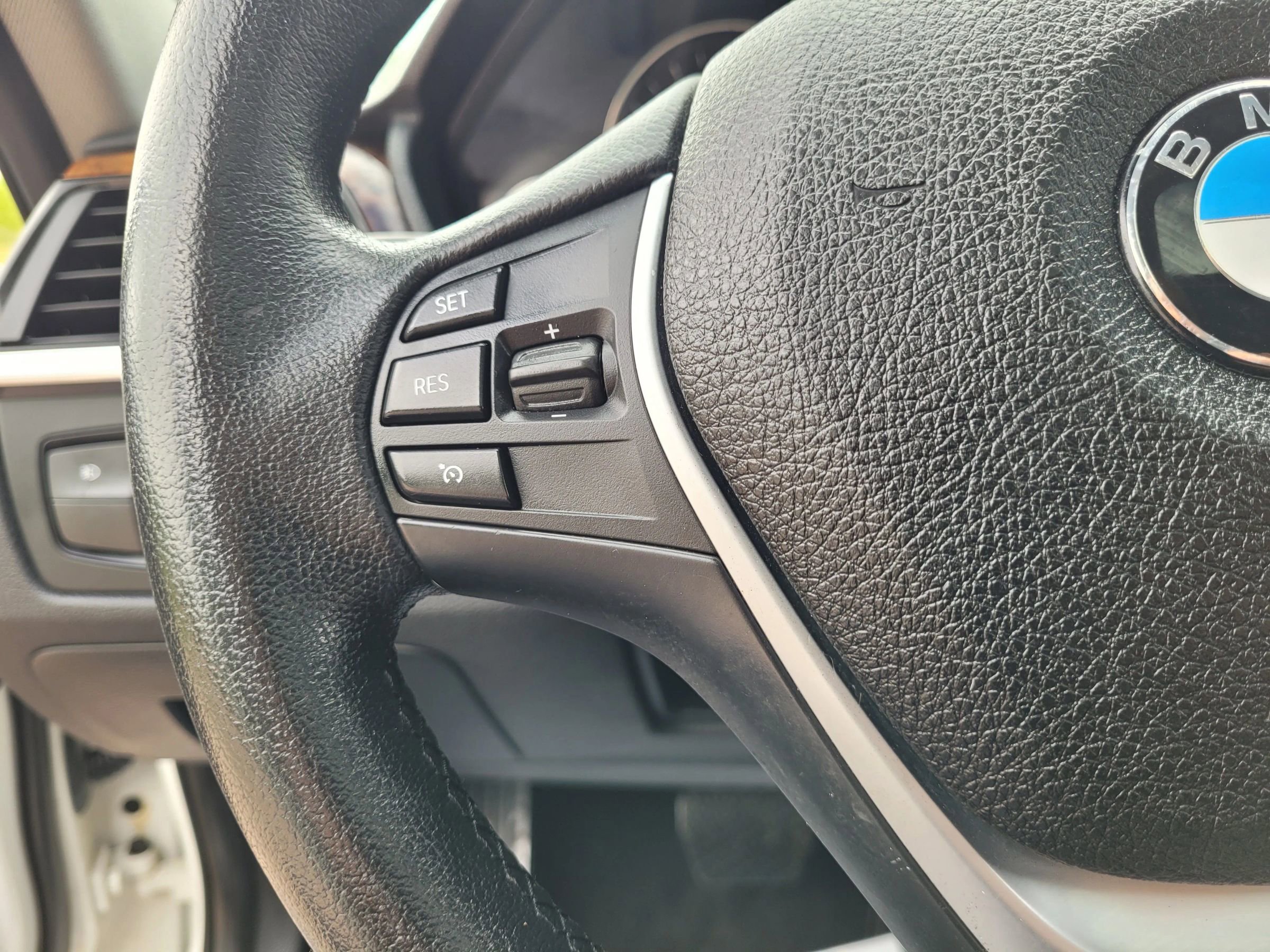 Used 2014 BMW 328i Sedan RWD image 24