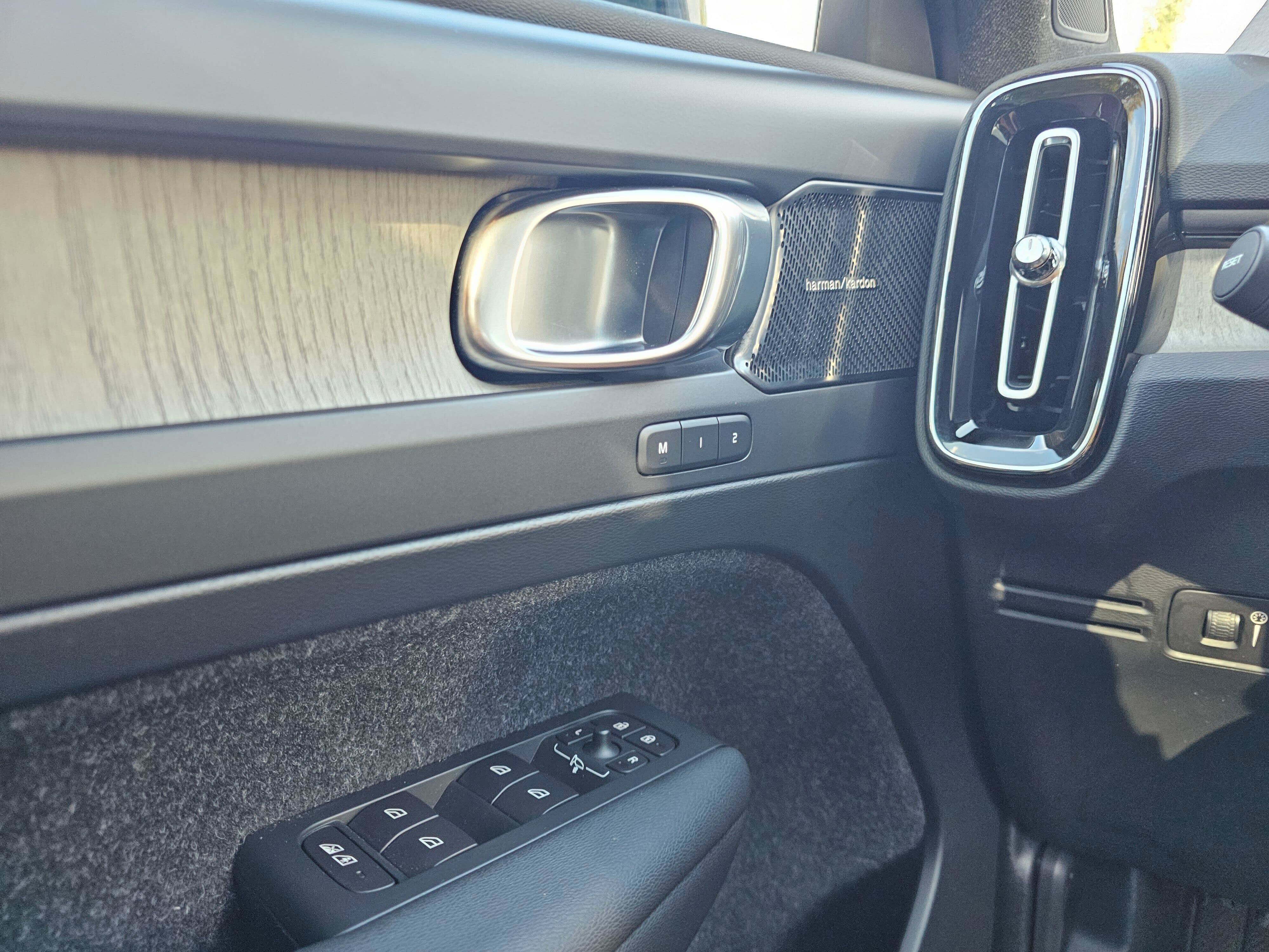 Used 2019 Volvo XC40 T5 Inscription AWD/4WD image 33