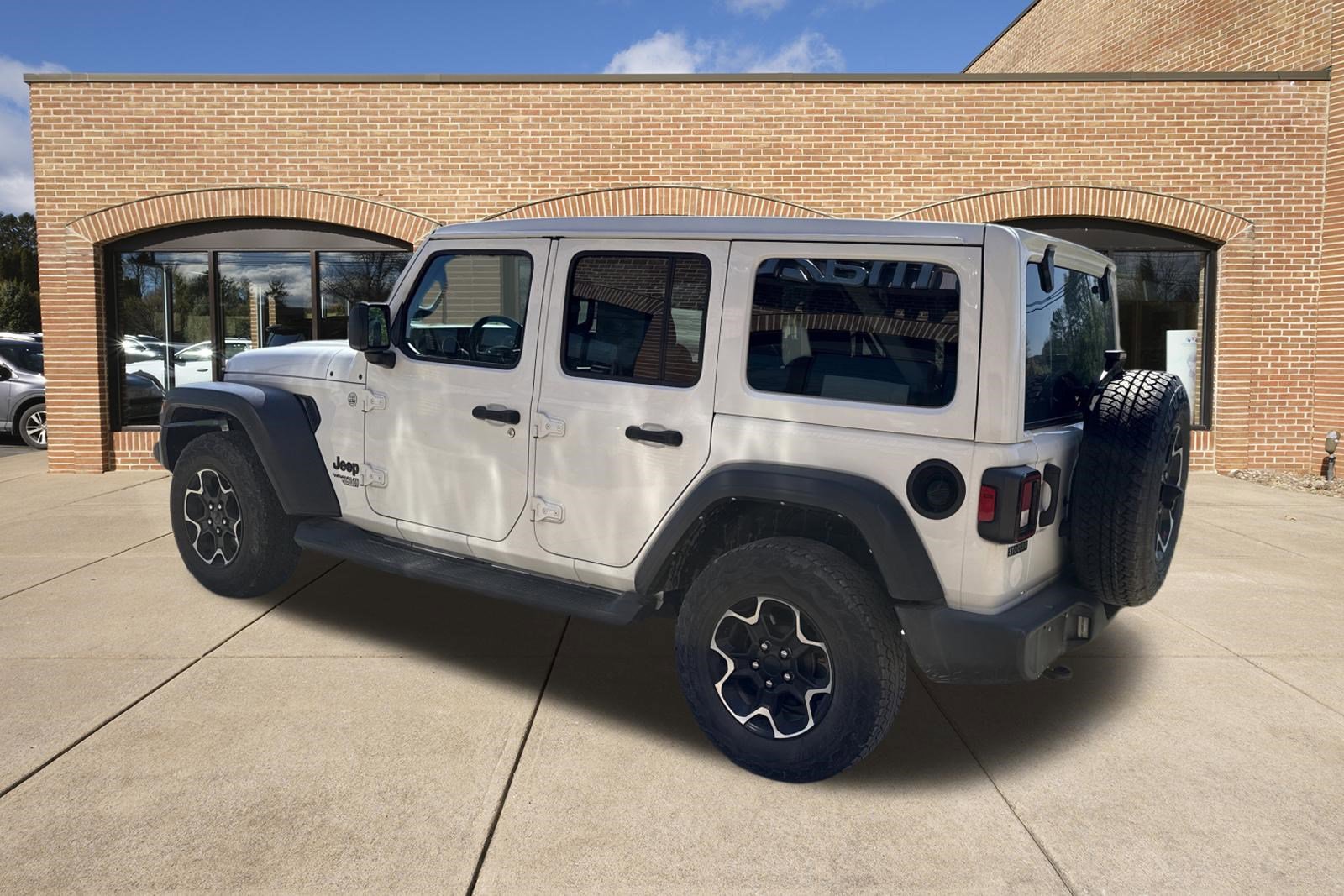 Used 2021 Jeep Wrangler Unlimited Sport w/ Sun And Sound Package image 5