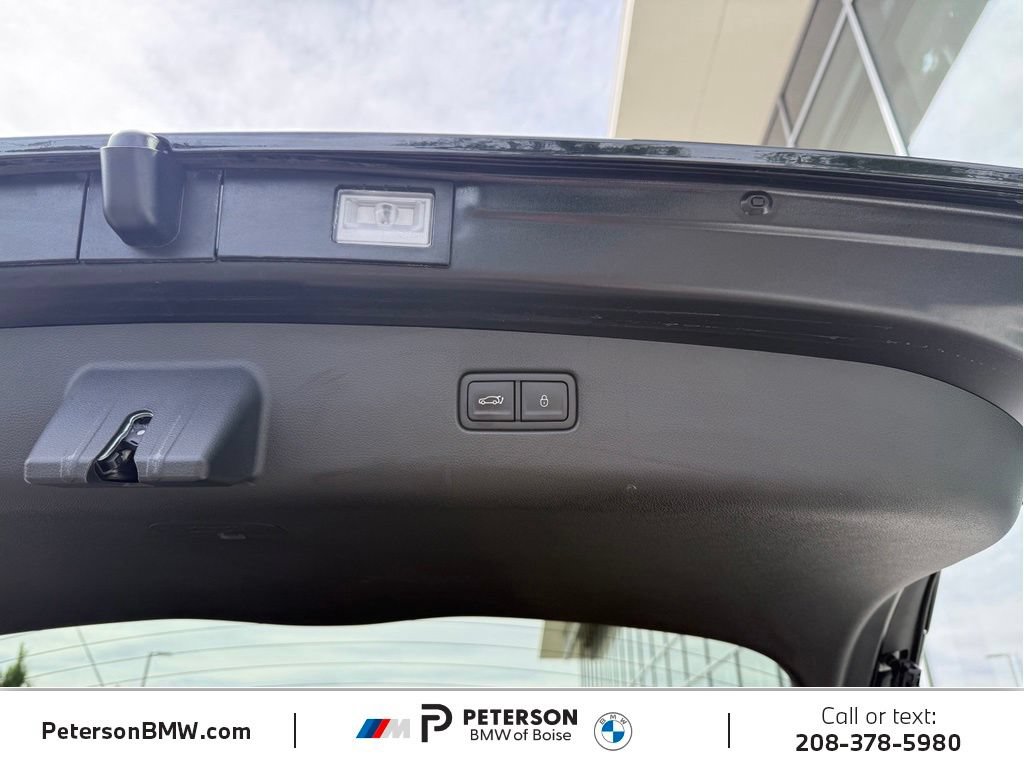 Used 2026 Genesis GV70 2.5T Advanced AWD/4WD image 13