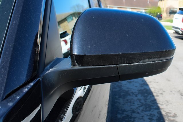 Used 2021 Volkswagen Atlas SE w/ Towing Package image 7