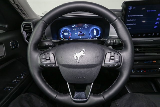 Used 2025 Ford Bronco Sport Badlands image 28