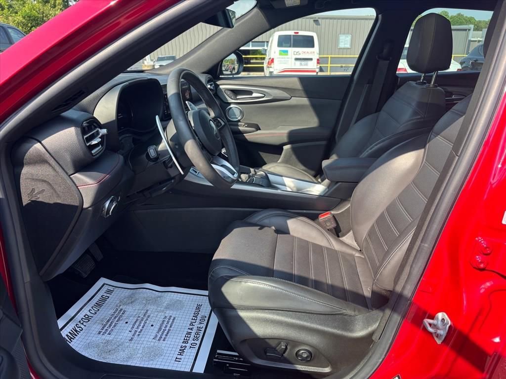 Used 2024 Dodge Hornet R/T Plus w/ R/T Blacktop Package AWD/4WD image 12