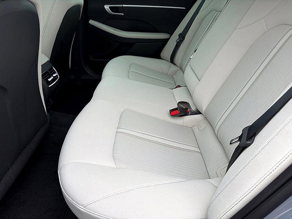 New 2026 Hyundai Sonata SEL image 8