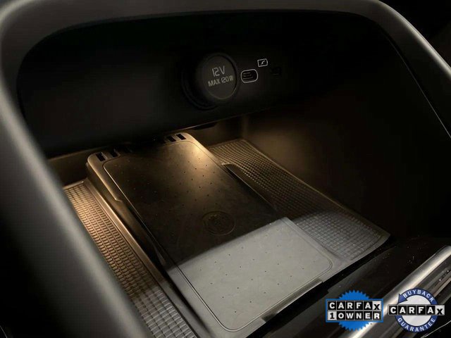 Used 2025 Volvo XC40 B5 Plus image 58