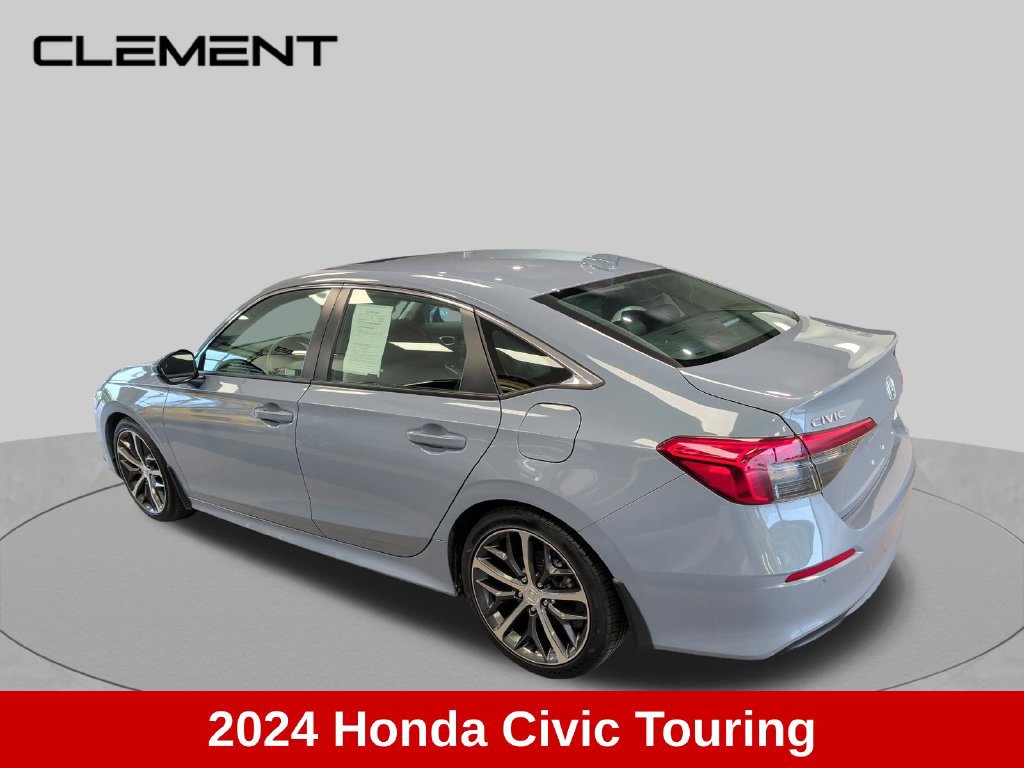 Used 2024 Honda Civic Touring image 3