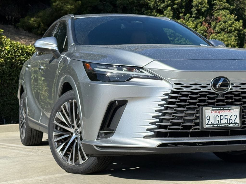 Certified 2023 Lexus RX 350 Premium Plus w/ Cold Area Package AWD/4WD image 5