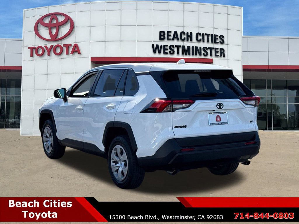 Certified 2023 Toyota RAV4 LE FWD image 8