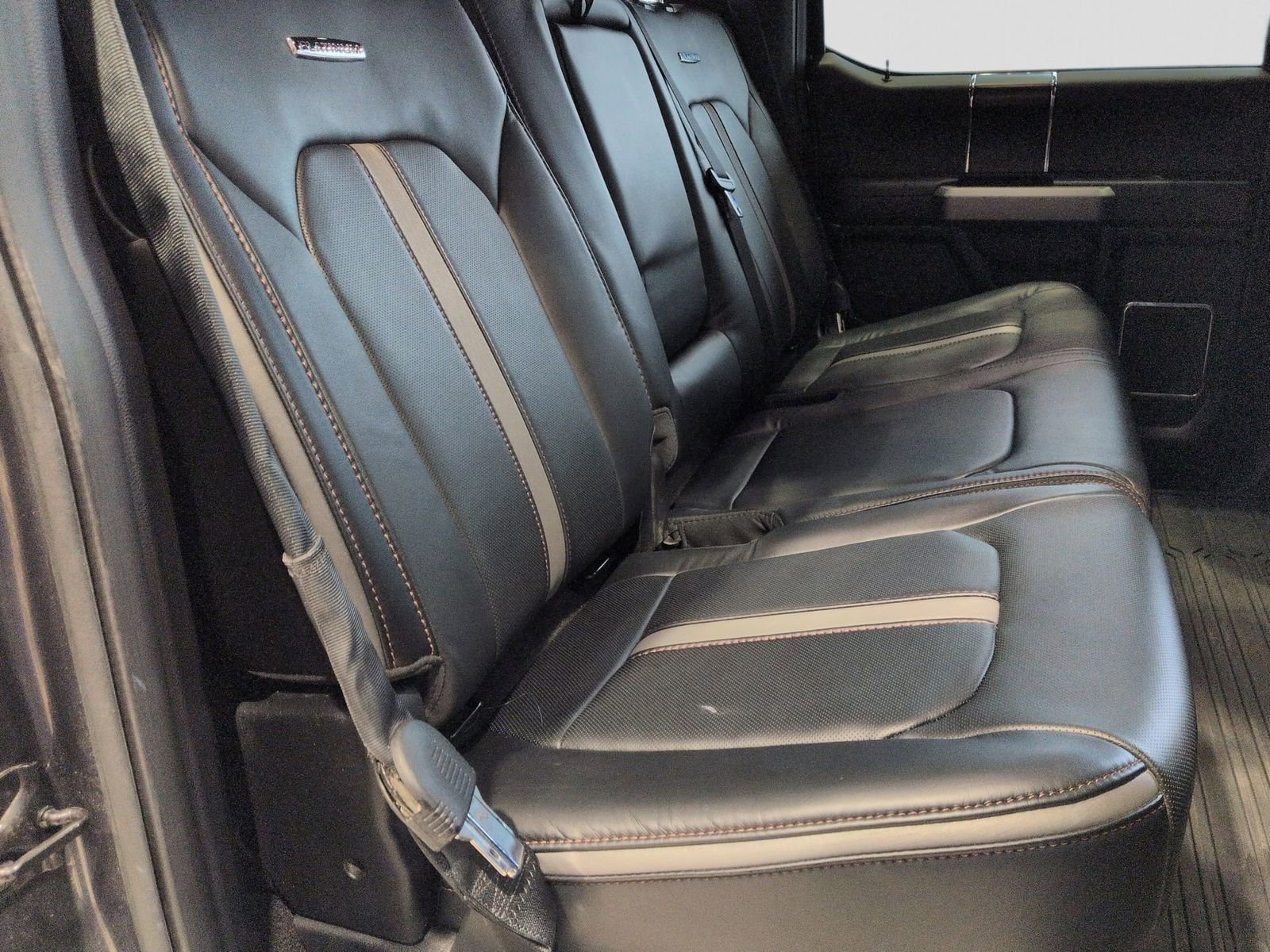 Certified 2018 Ford F150 Platinum w/ Technology Package image 46