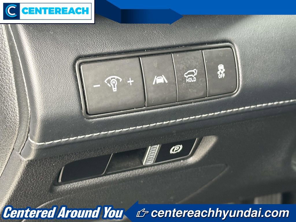 Used 2021 Hyundai Santa Fe Limited image 19