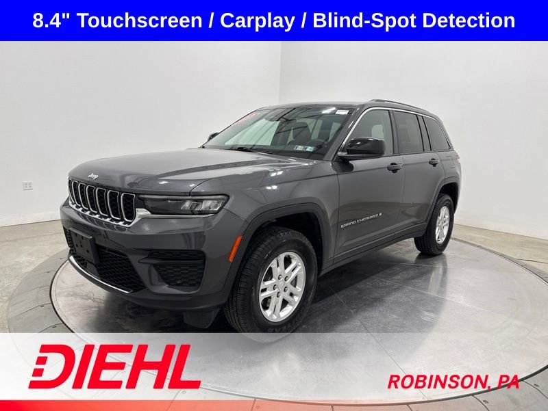 Used 2023 Jeep Grand Cherokee Laredo AWD/4WD image 3