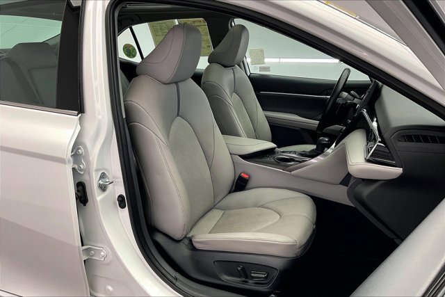 Used 2024 Toyota Camry XSE image 6