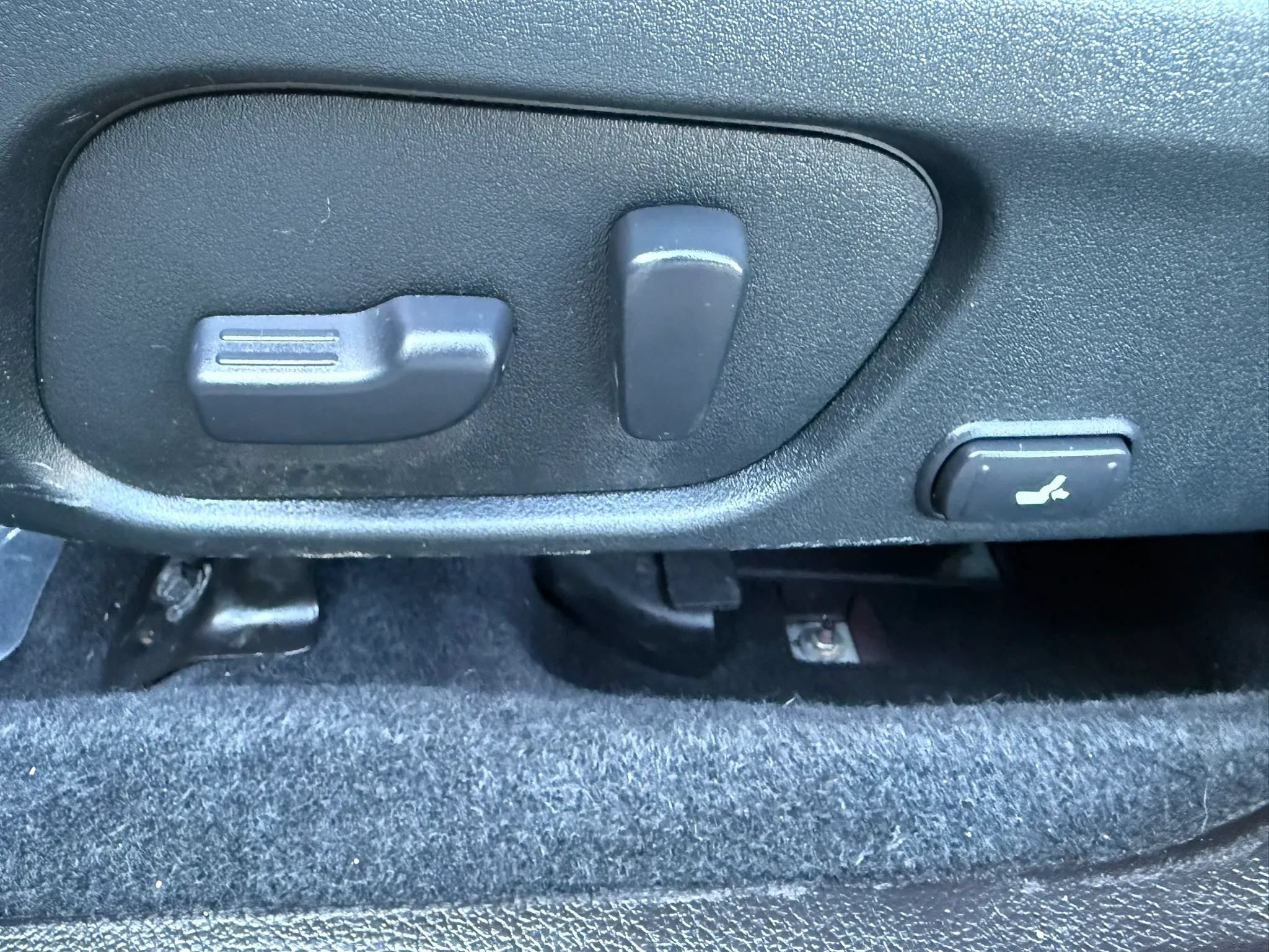 Used 2015 Subaru Forester 2.0XT Touring w/ Eyesight & Navigation System AWD/4WD image 23