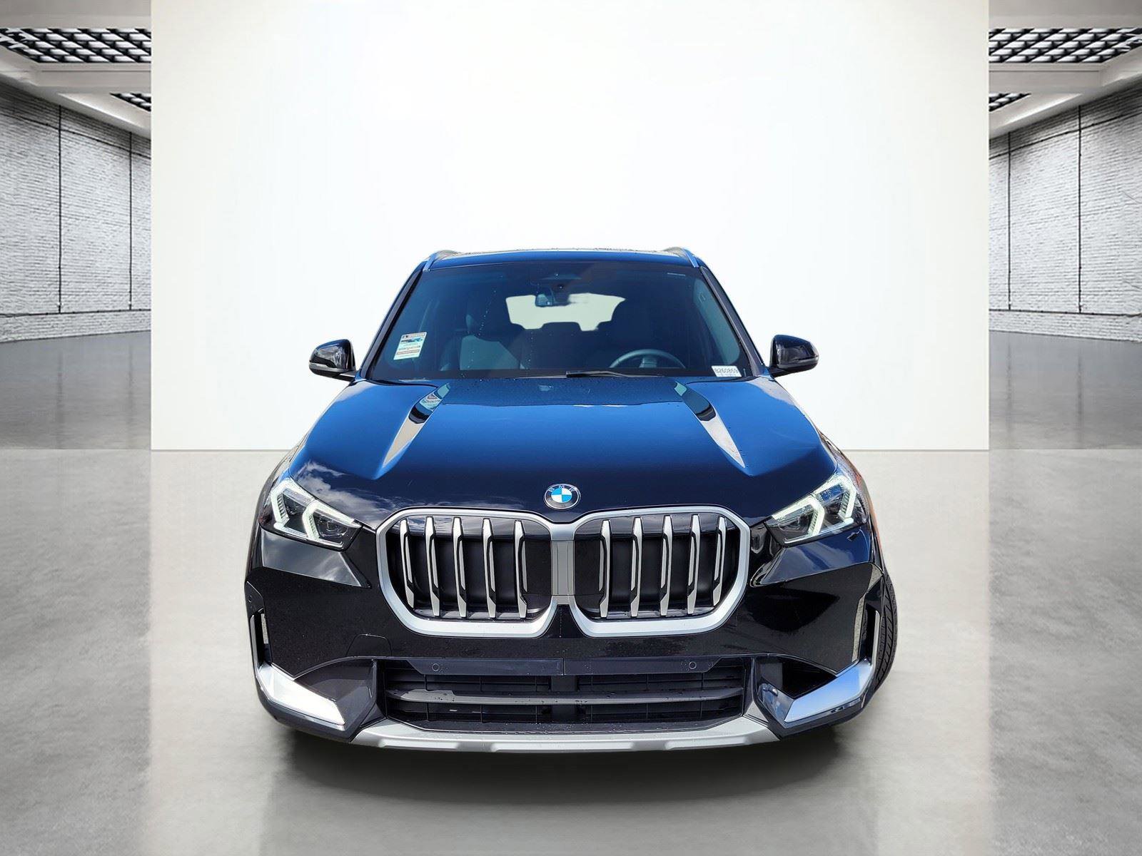 New 2026 BMW X1 xDrive28i w/ Convenience Package image 3