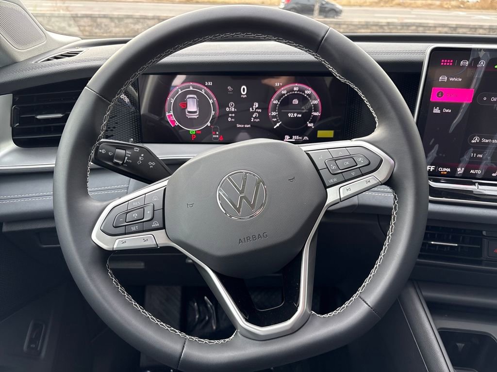 New 2026 Volkswagen Tiguan SE image 14