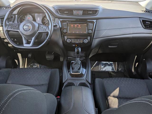 Used 2020 Nissan Rogue SV AWD/4WD image 17