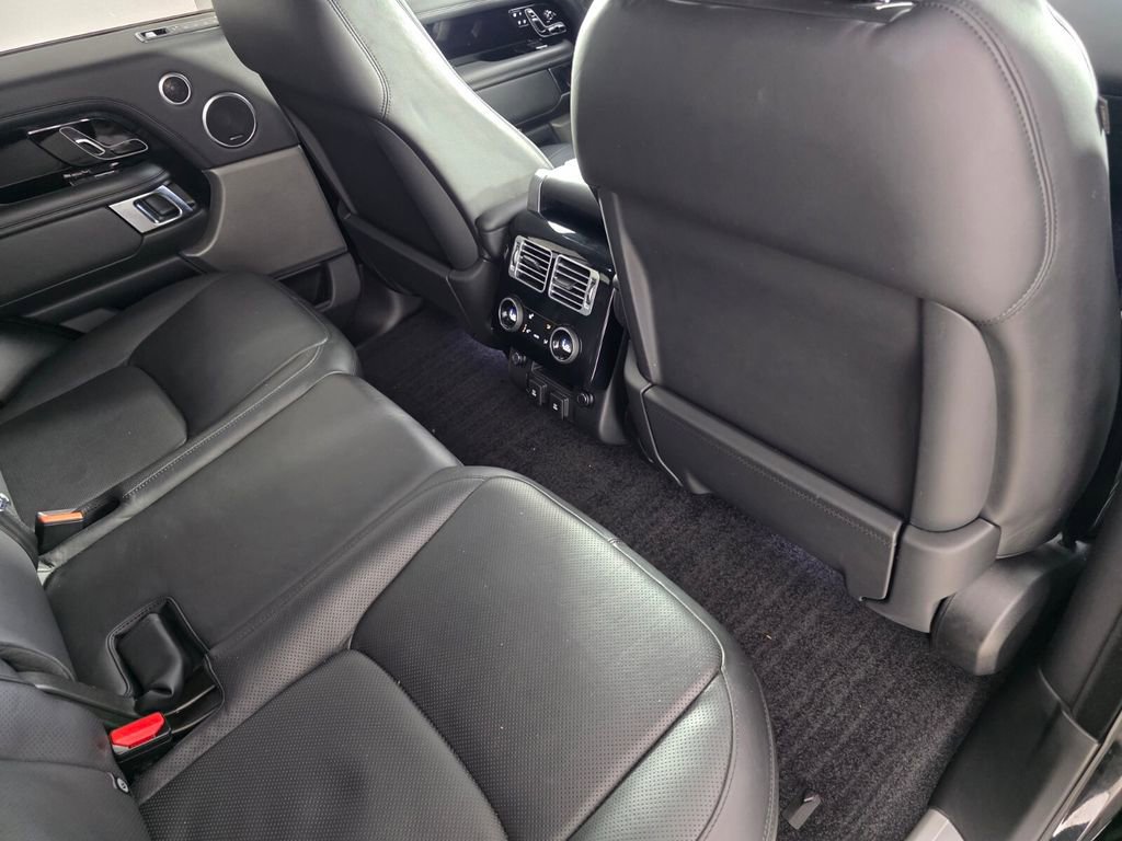 Used 2019 Land Rover Range Rover Supercharged AWD/4WD image 28