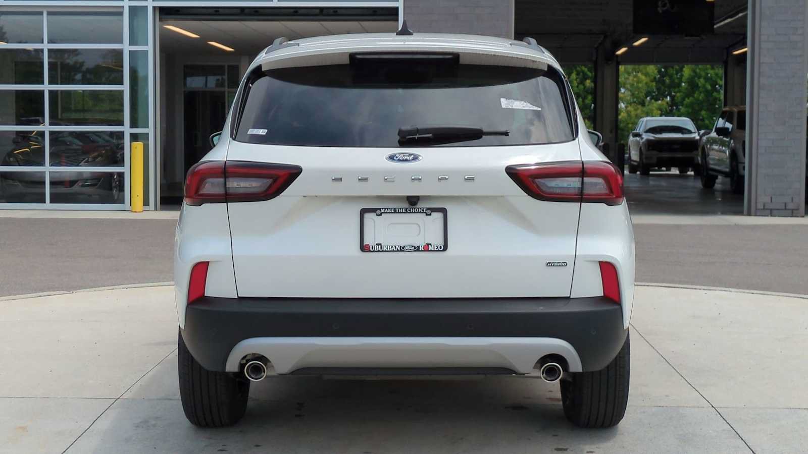 New 2025 Ford Escape SE FWD image 4