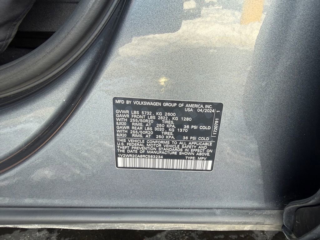 Used 2024 Volkswagen Atlas SE image 29