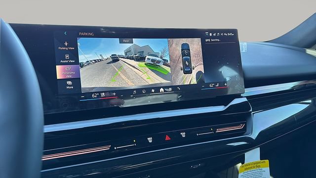 Certified 2025 BMW 530i xDrive w/ Premium Package AWD/4WD image 19