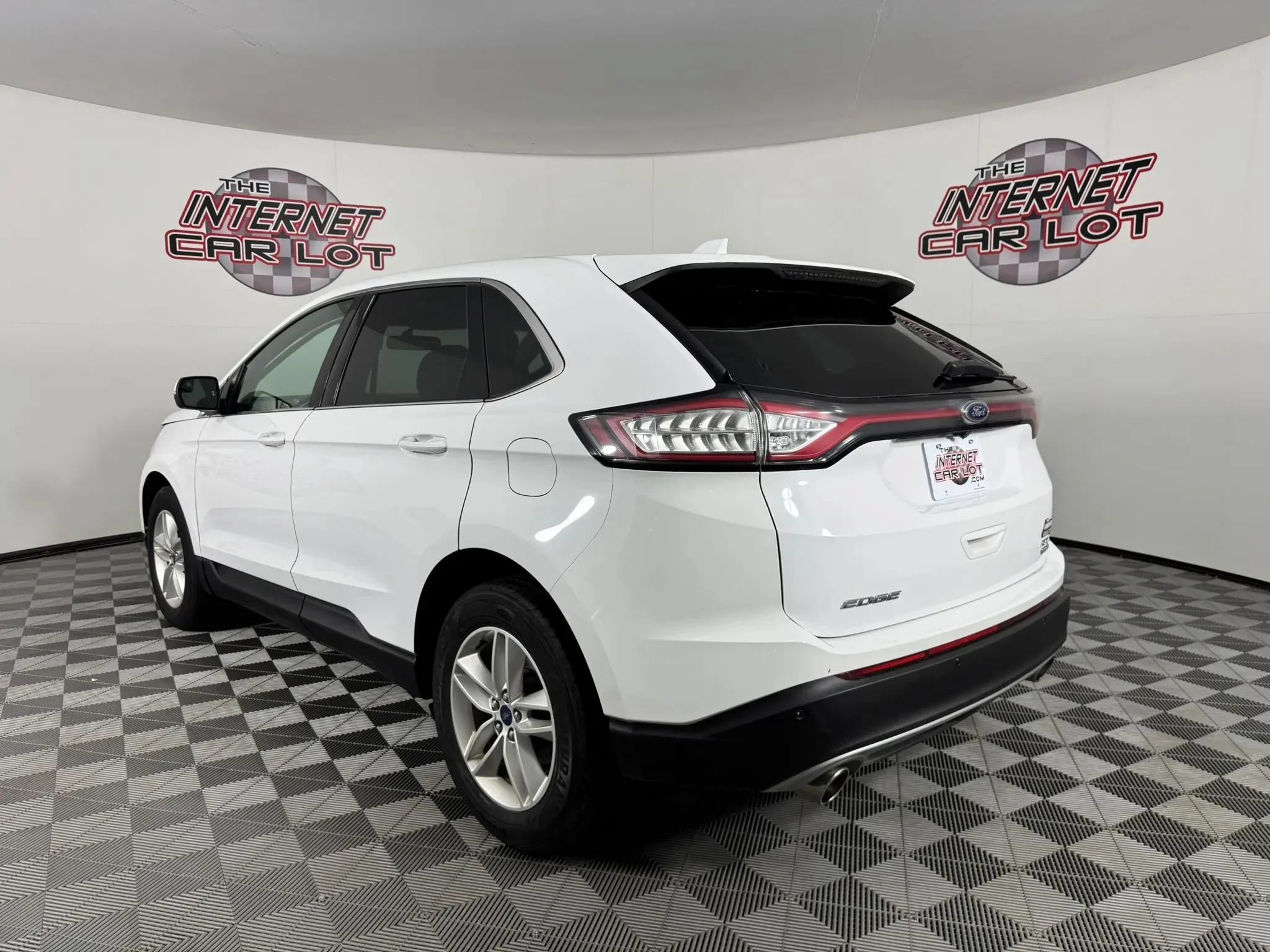Used 2016 Ford Edge SEL FWD image 5