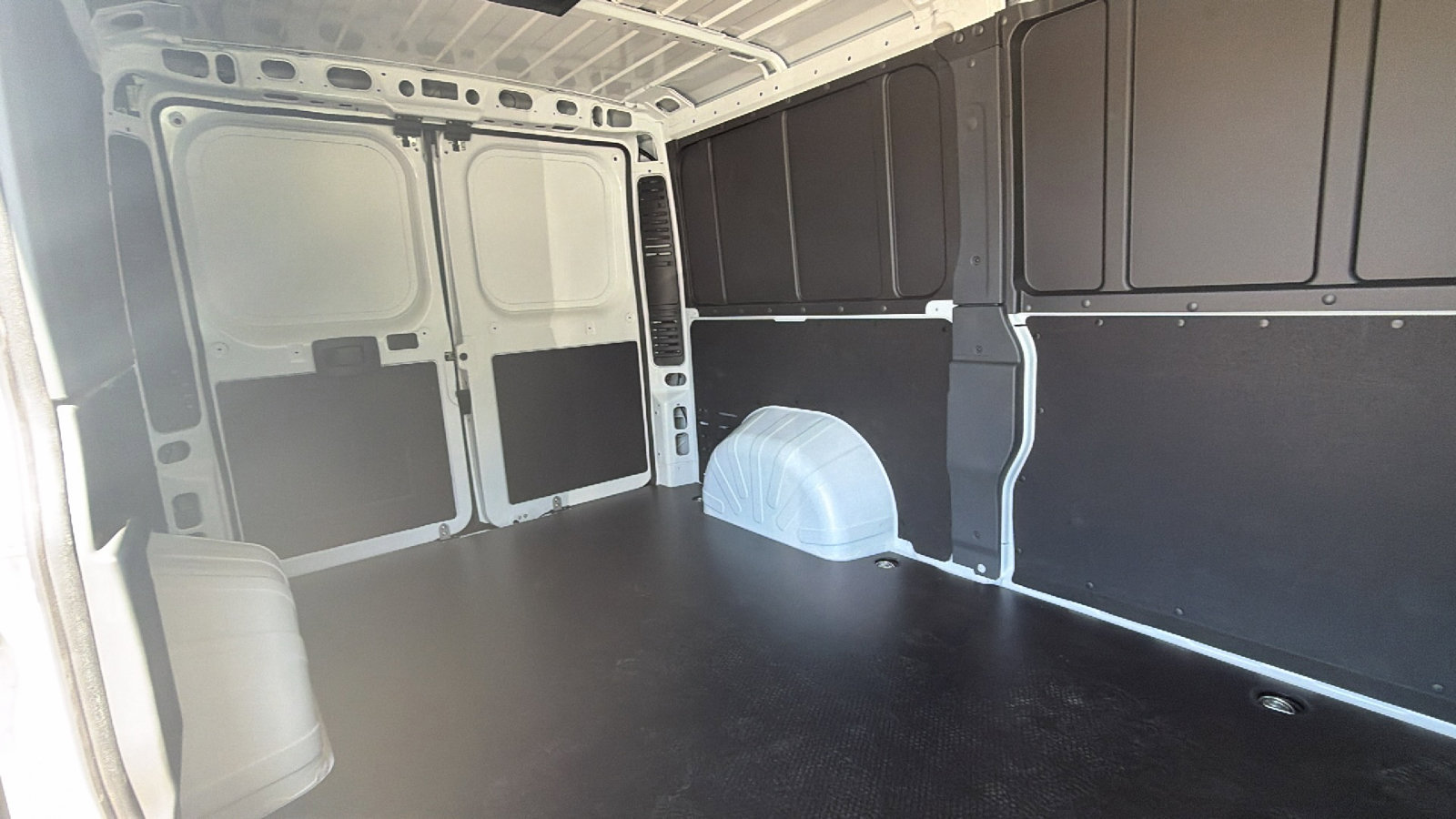 New 2026 RAM ProMaster 1500 w/ Convenience Group FWD image 14