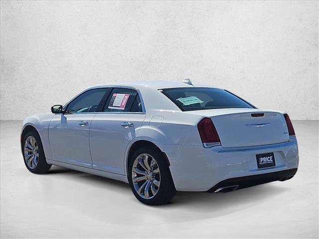 Used 2018 Chrysler 300 Limited image 8