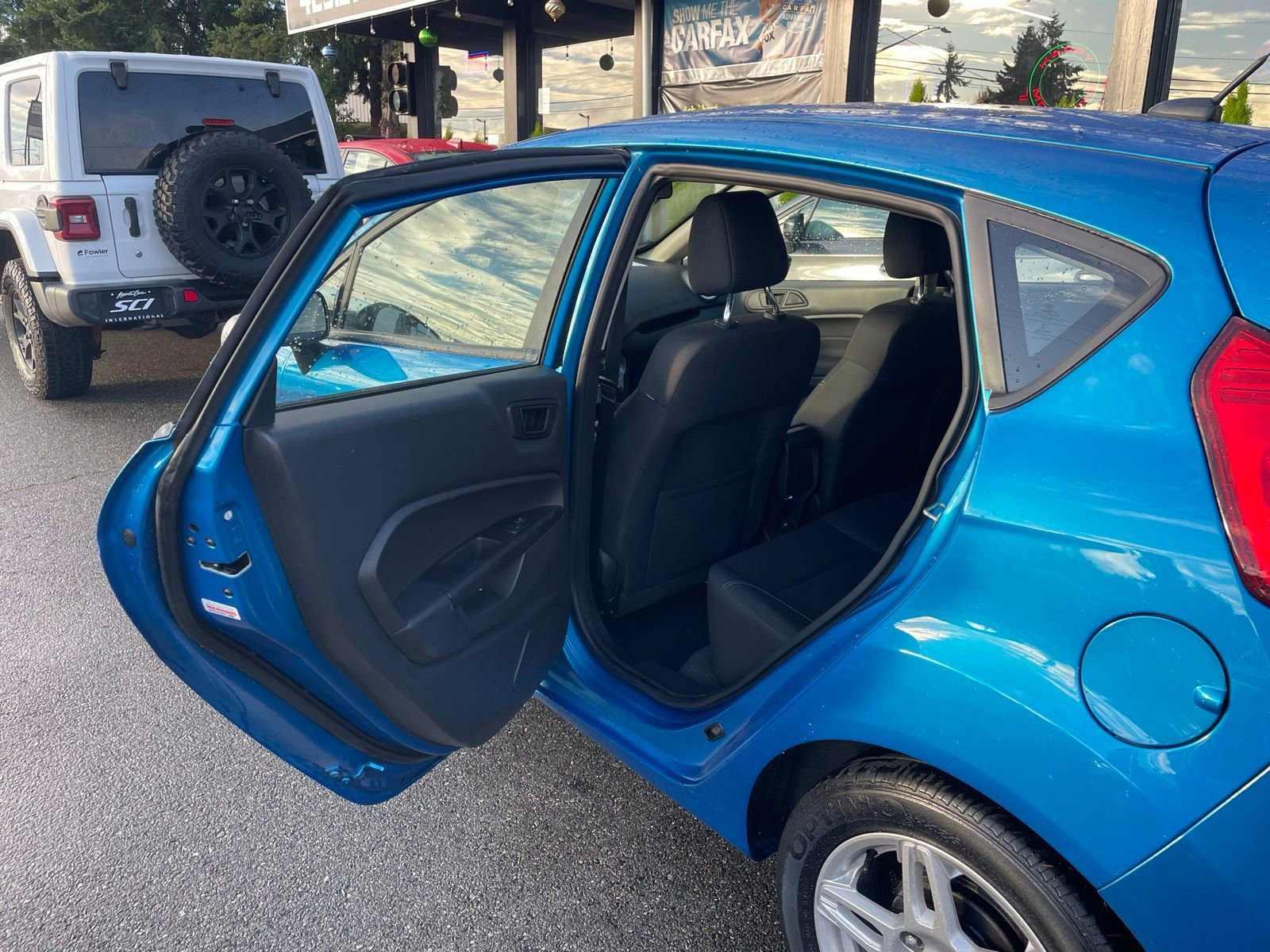 Used 2017 Ford Fiesta SE image 16