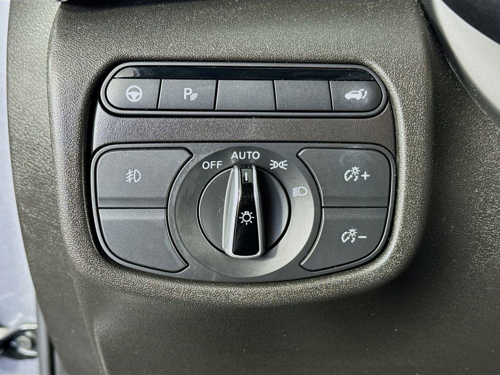 Used 2024 INFINITI QX50 Sport FWD image 10