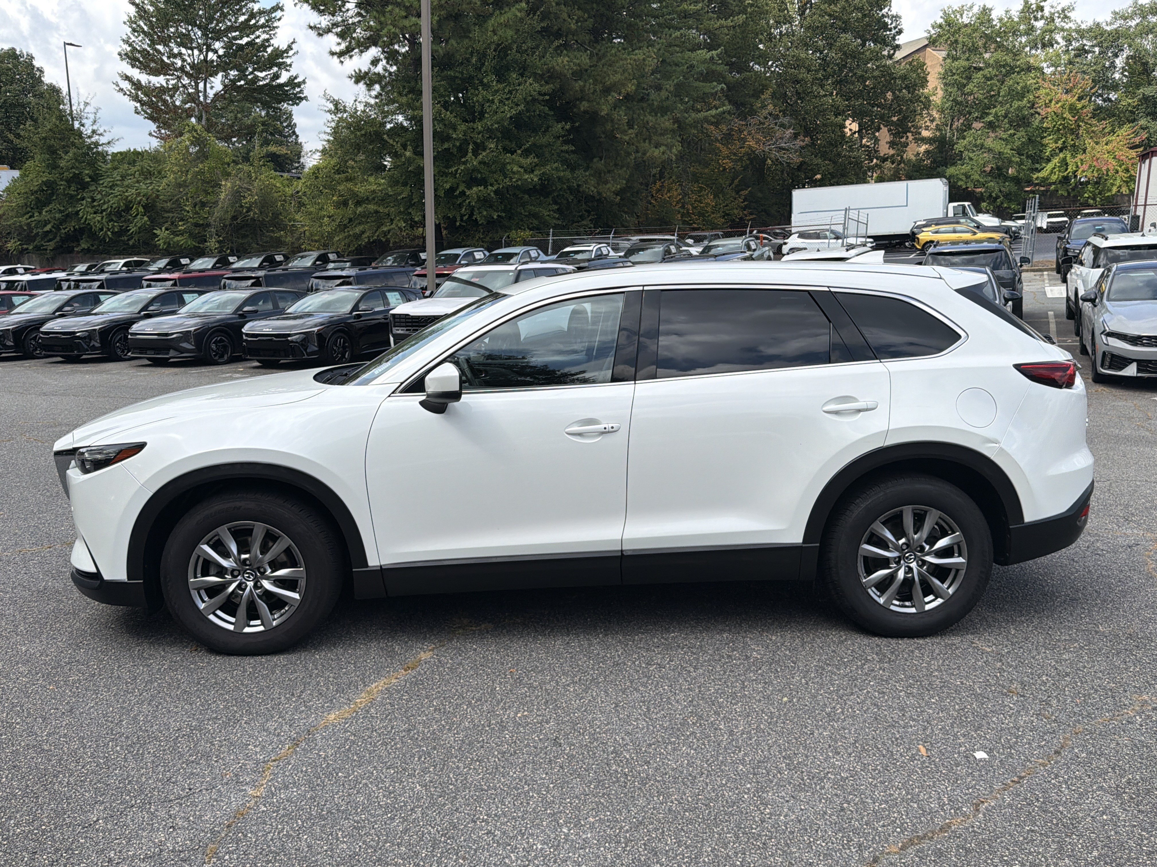 Used 2018 MAZDA CX-9 Touring w/ Touring Premium Package AWD/4WD image 4