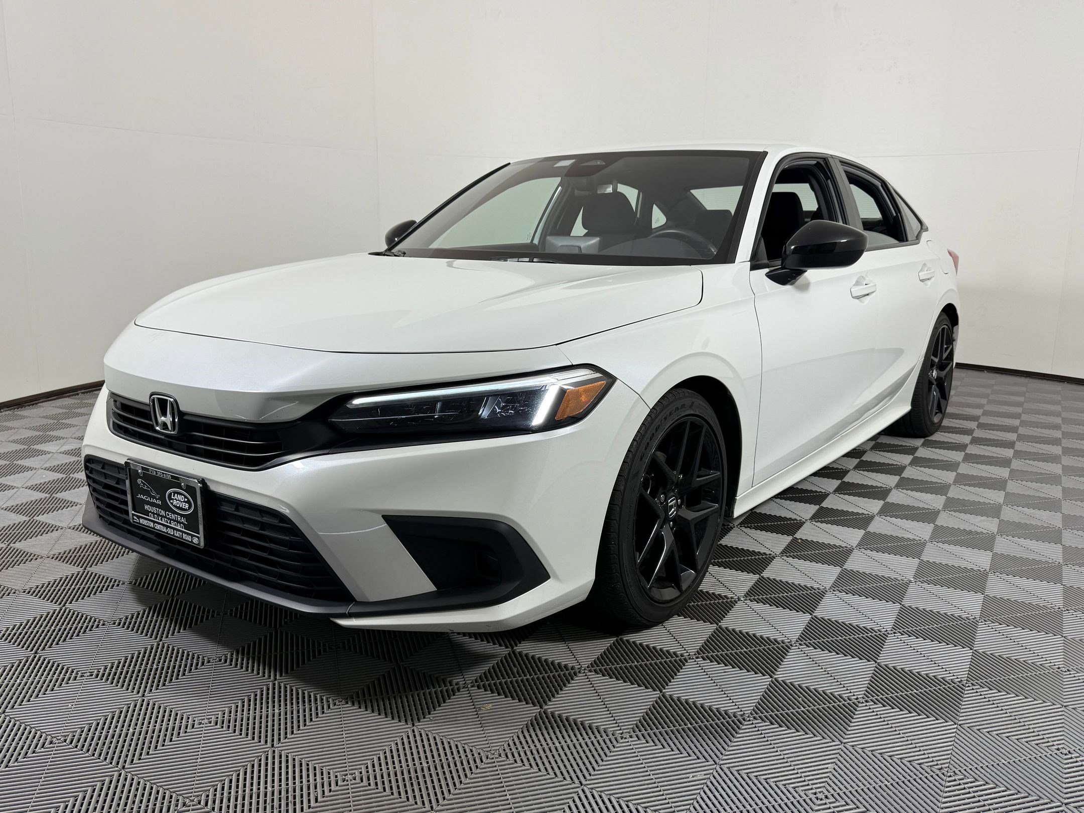 Used 2022 Honda Civic Sport image 1