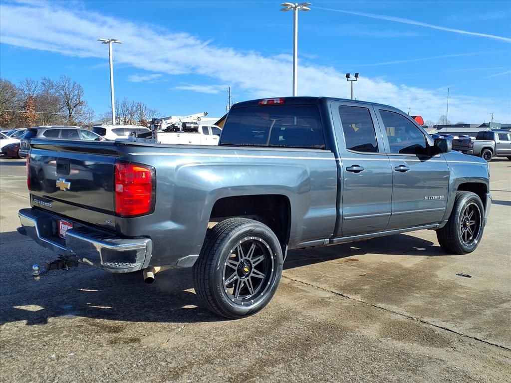 Used 2018 Chevrolet Silverado 1500 LT image 2