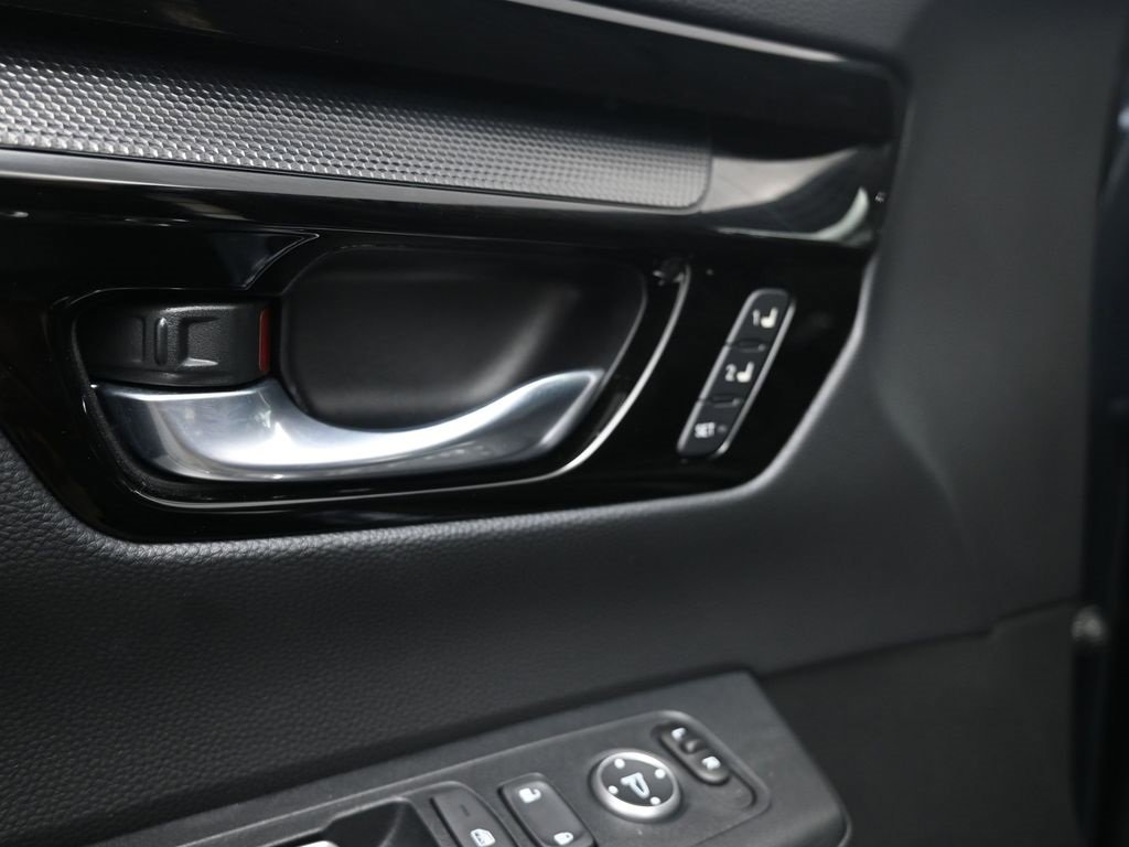 Used 2024 Honda CR-V EX-L image 25