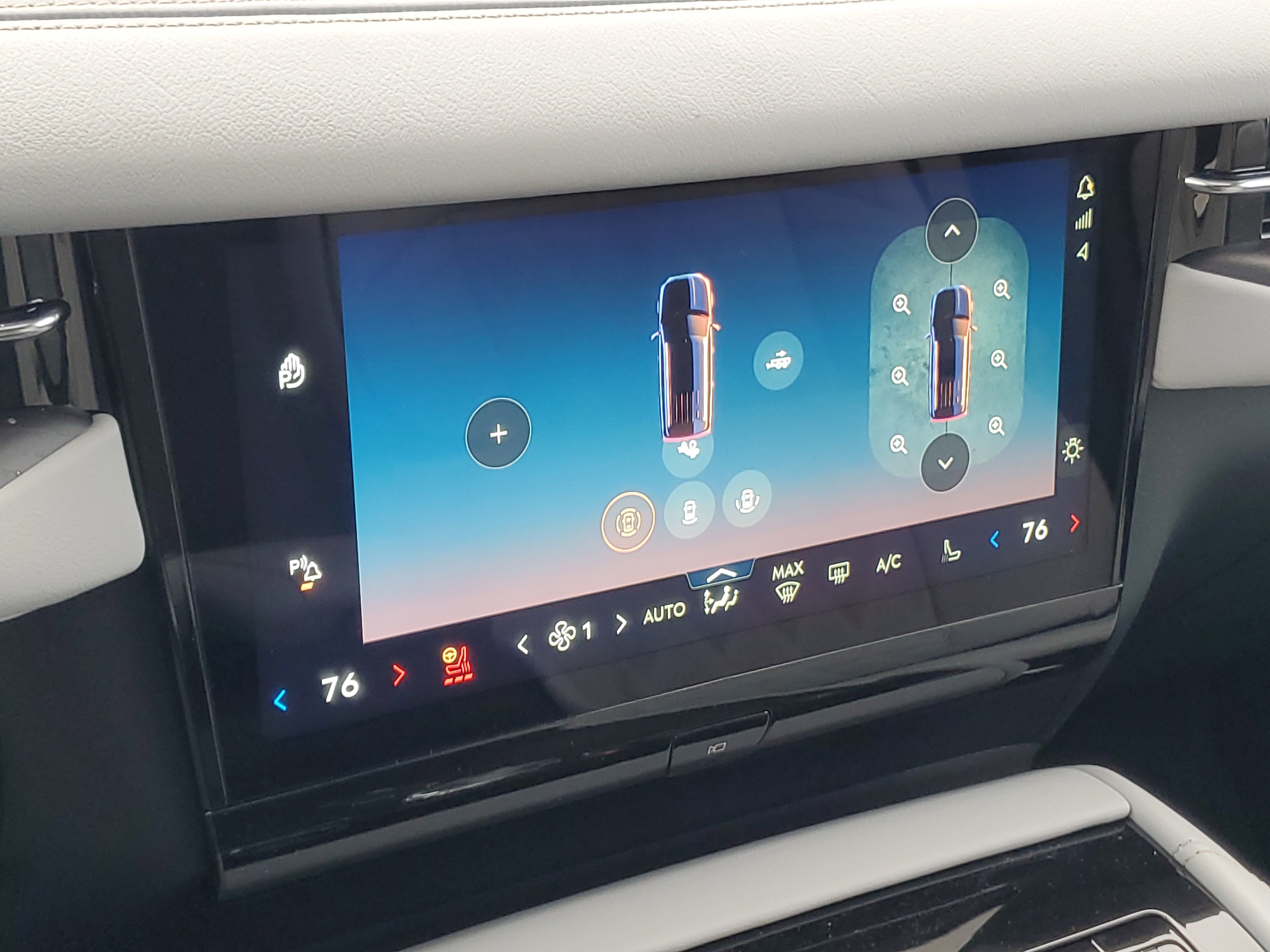 New 2025 Lincoln Navigator L Black Label image 24