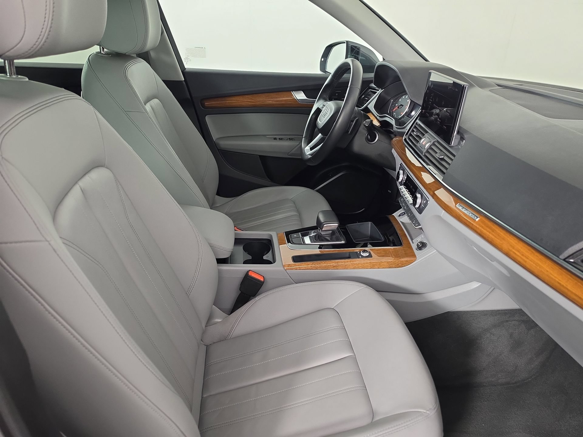Certified 2023 Audi Q5 2.0T Premium w/ Convenience Package AWD/4WD image 45