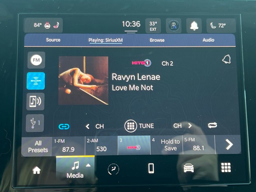 New 2025 Jeep Grand Cherokee Altitude image 16