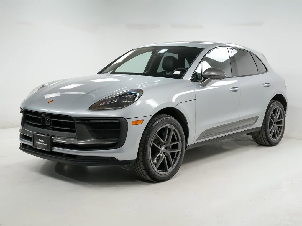 Certified 2025 Porsche Macan Turbo image 1