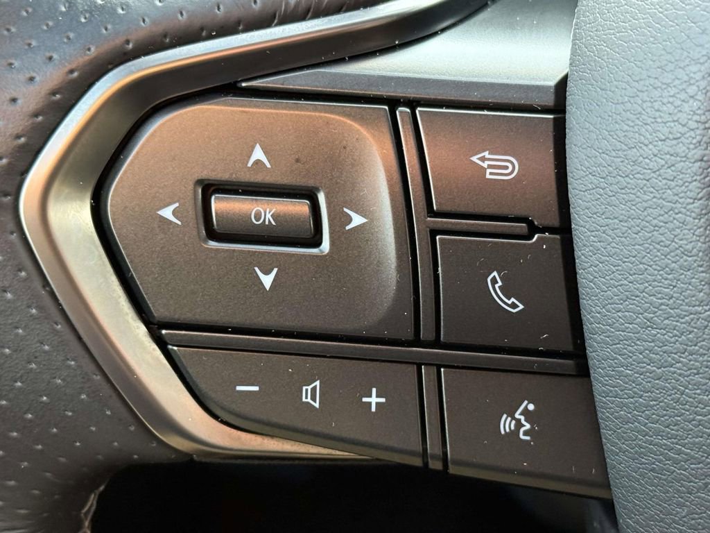 Used 2024 Lexus LX 600 F Sport image 22