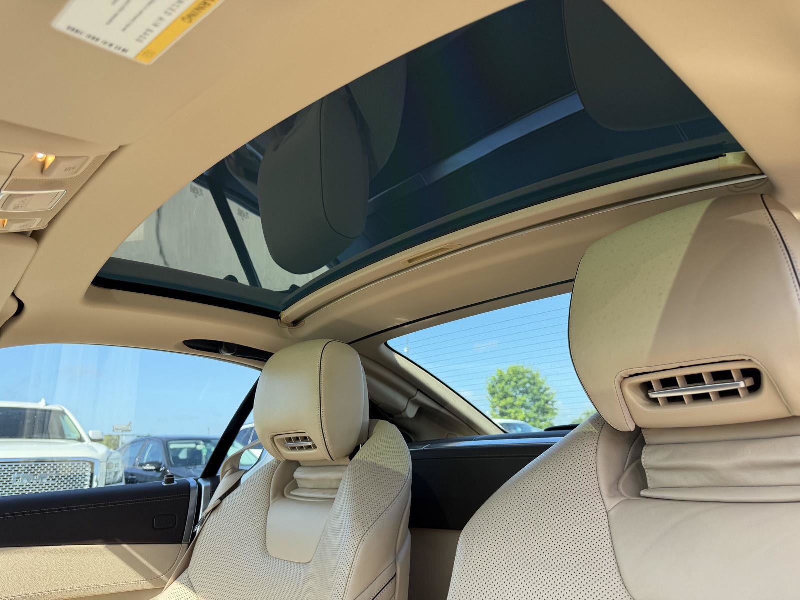 Used 2014 Mercedes-Benz SL 550 image 14